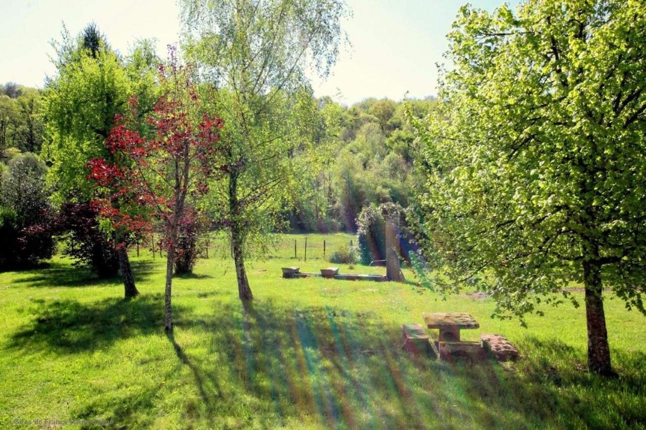 Bed and Breakfast Au Fil Du Temps Fougerolles-Saint-Valbert Zewnętrze zdjęcie