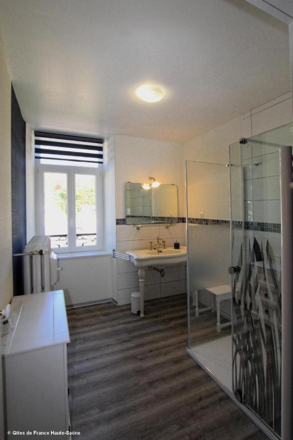 Bed and Breakfast Au Fil Du Temps Fougerolles-Saint-Valbert Zewnętrze zdjęcie